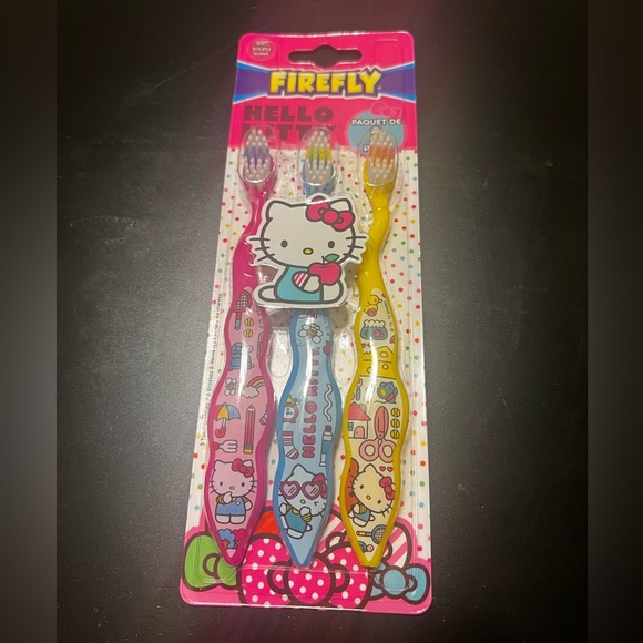 NWT Firefly Hello Kitty Toothbrushes ~ 3 pack - Picture 1 of 5